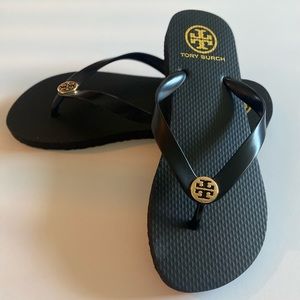 Tory Burch Thin Black Flip Flops